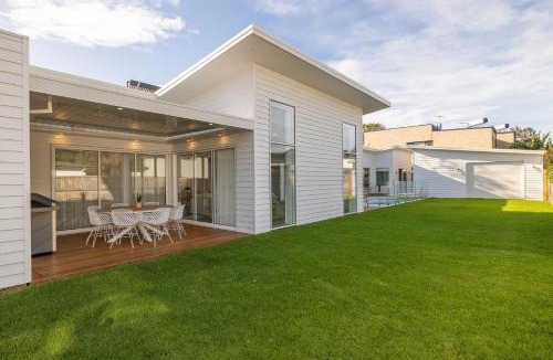 Cowes House | Casa Bella on Beach