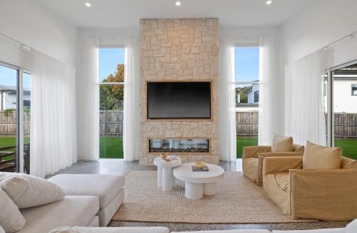 Cowes House | Casa Bella on Beach