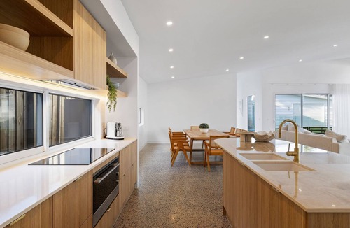 Cowes House | Casa Bella on Beach in Cowes