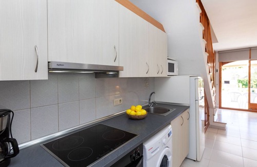 El Casalot House | Casa Blanca by Interhome