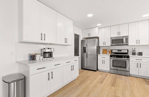 Kyle House | Casa Blanca