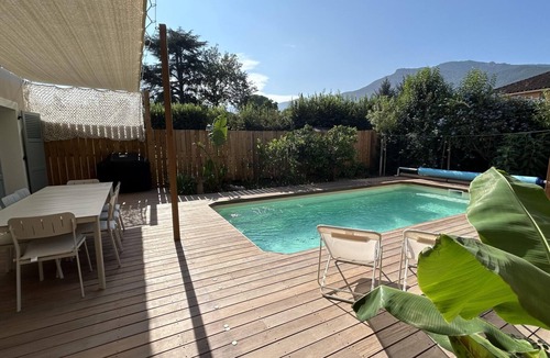 Laroque-des-Alberes House | Casa blau - LAROQUE DES ALBERES