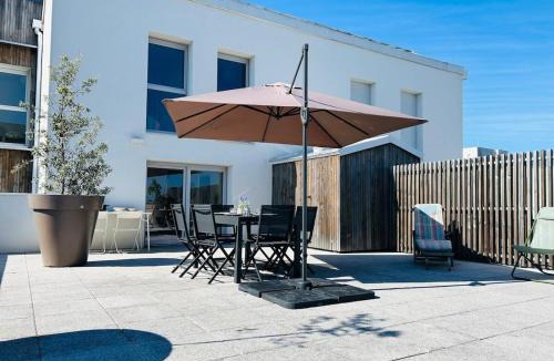 Les Hauts de Saint-Aubin Apartment | Casa Botanica : Rooftop1
