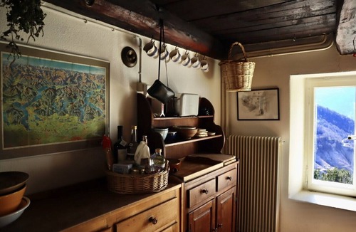 Mergoscia Apartment | Casa Bruja