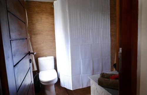 Bedugul Cabin | Casa Buyan - Cozy 2BR Villa near Lake