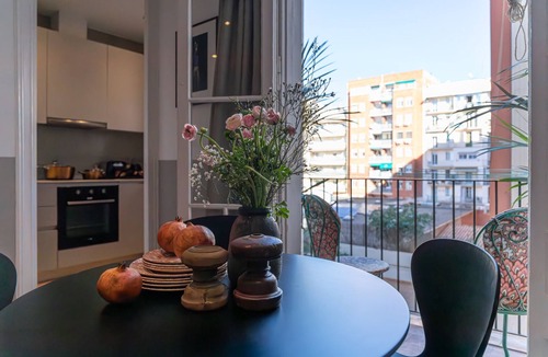 Esquerra de l'Eixample Apartment | CASA CALABRIA 2 BEDROOM