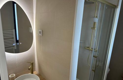 Clermont-Ferrand Apartment | Casa Cali Style and confort