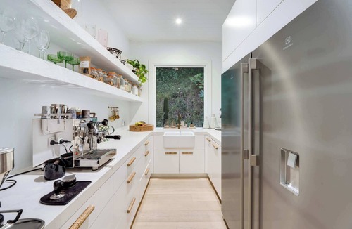 Nunderi House | Casa Campana By Khove