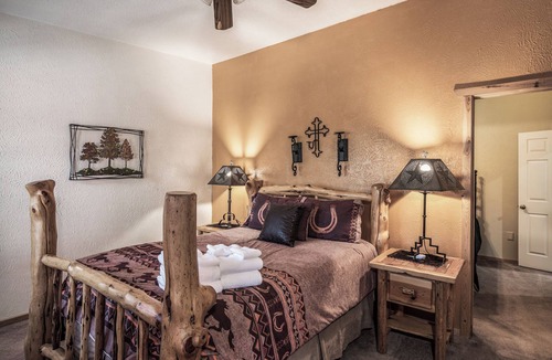Ruidoso Cabin | Casa Campolla | Wooded Views + Hot Tub & Game Room