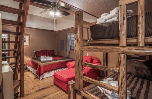 Ruidoso Cabin | Casa Campolla | Wooded Views + Hot Tub & Game Room
