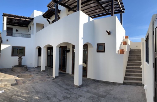 Nopolo House | Casa Canto Del Mar