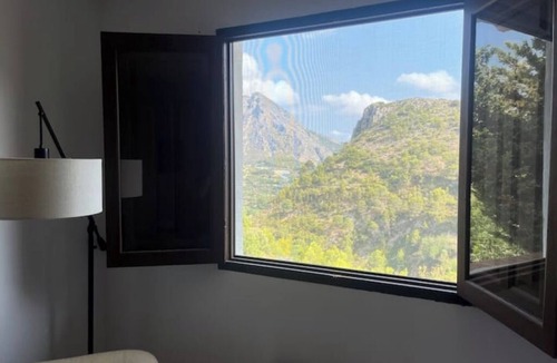Bolulla Villa | Casa Capelletes - Mediterranean Villa with Pool and Mountain Views