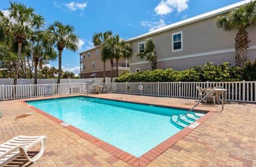 Emerald Waters Village House | Casa Carioca