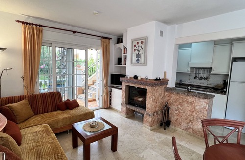 Flamenca Beach House | Casa Carlo - Charming bungalow in Playa Flamenca with pool