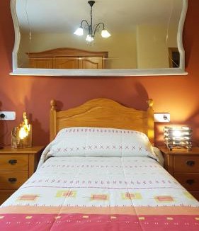 Valle de Lierp Apartment | Casa Castel naturaleza y descanso