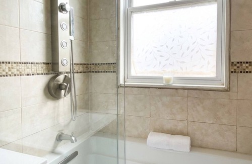 Chelsea Apartment | Casa Castor Private Room 2