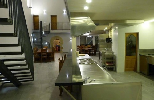 Azqueta Cottage | Casa Cerio for 28 people