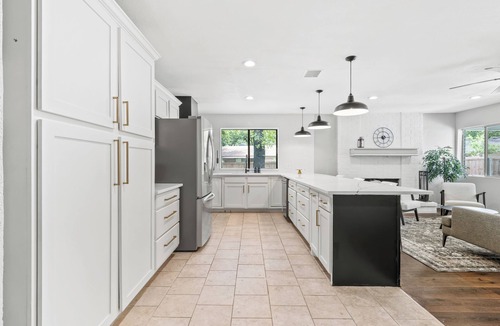 Bedford House | Casa Chilluxe/4BR + Ping Pong