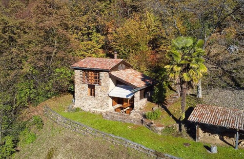 Aranno House | Casa Chris by Interhome