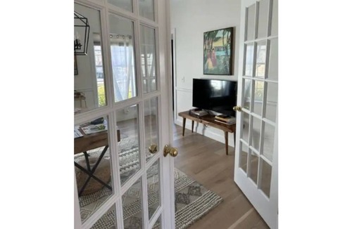 Oxford House | Casa Cinco Bed & Breakfast