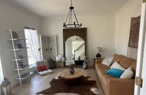 Oxford House | Casa Cinco Bed & Breakfast