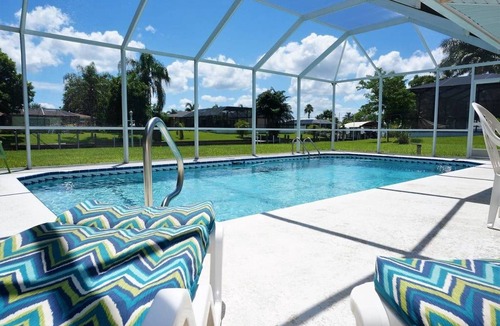 Yacht Club House | Casa Clara