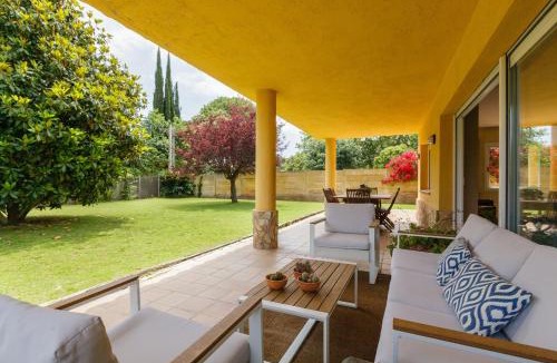 Sant Andreu de Llavaneres Villa | Casa con jardín próxima a Barcelona