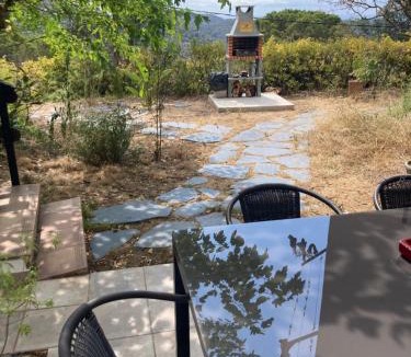 Sant Cebria de Vallalta House | Casa con vista y jardín, a 20' de la playa