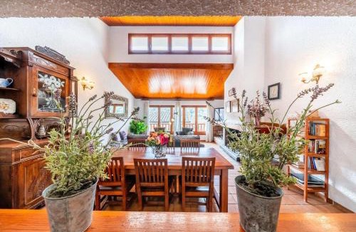 Catalonian Pyrenees House | Casa con Piscina 1hr Barcelona
