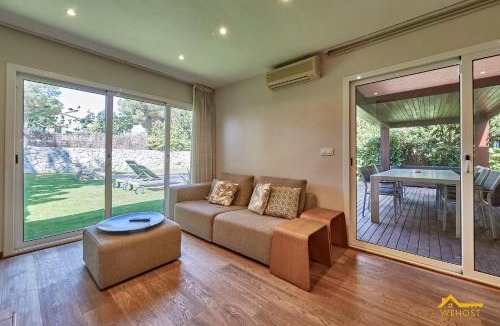 Creixell House | Casa con Piscina Privada, Barbacoa y Sala Juegos