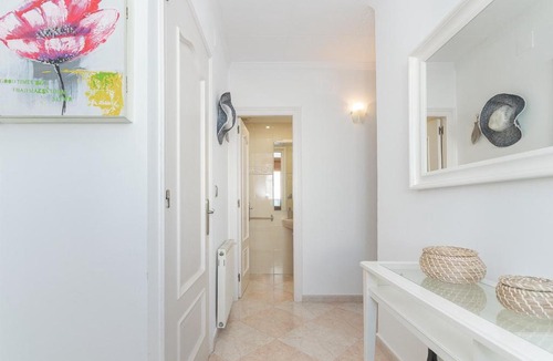 Pedrinya House | Casa con vista al canal