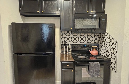 Lawton House | Casa Cowgirl - 10 mins to Ft. Sill