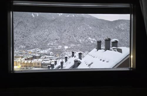Encamp Apartment | Casa Cris Encamp
