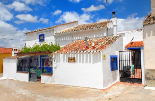 Valdeganga House | Casa Cueva Alegría