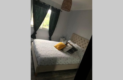 Entraigues-sur-la-Sorgue House | CASA D'EMILE