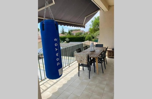 Entraigues-sur-la-Sorgue House | CASA D'EMILE