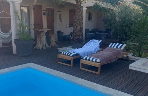 Vic-la-Gardiole Apartment | Casa Da Luz – Villa with Pool, Jacuzzi, and Sauna in Vic-la-Gardiole
