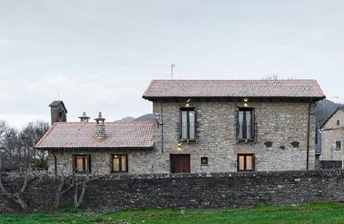 Biescas House | Casa de agroturismo A´Pajera