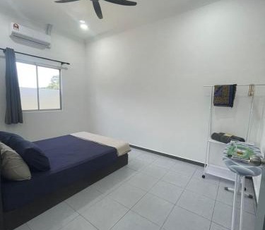 Lendu Ski Chalet | Casa de Alyzaa