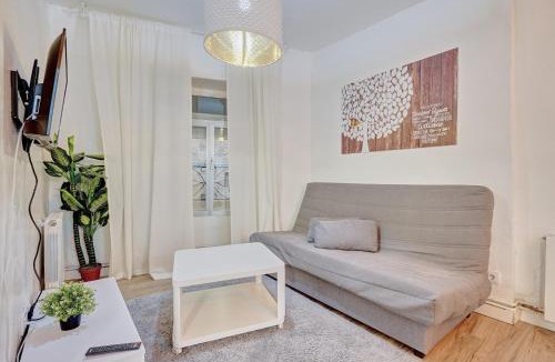 Haro Apartment | Casa De Esme ll
