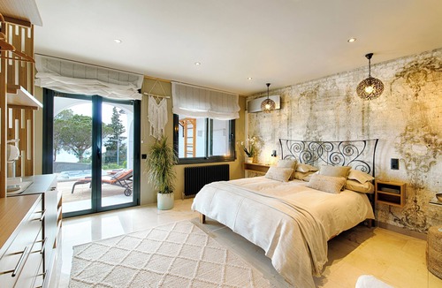 Roses Town Center Bed & Breakfast | Casa de l'Albada