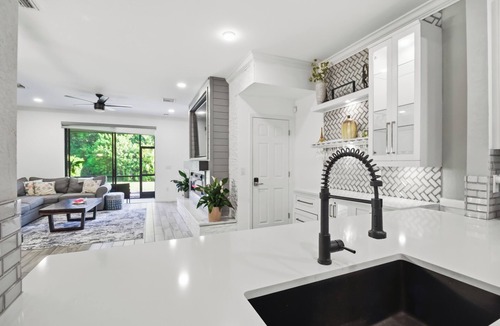 Braden River House | Casa de Maggie - Peaceful, Updated 3 Bedroom townhome in Quiet Neighborhood