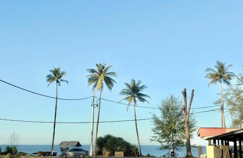 Kampung Sura House | Casa De Pantai