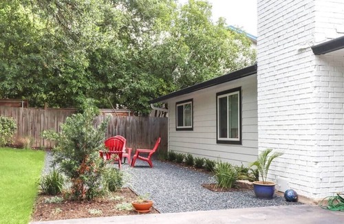 Austin House | Casa de Paz: Quiet South ATX Retreat