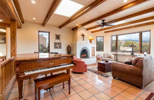 Tesuque Hills House | Casa de Paz