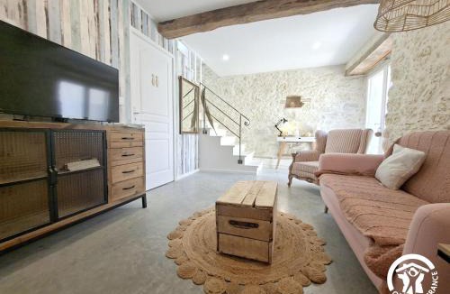 Lussan House | Casa de Pedra