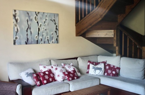 Bellver de Cerdanya Ski Chalet | Casa de piedra, pizarra y madera.