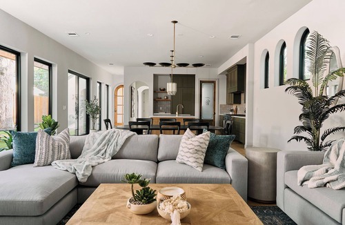 Govalle House | Casa De Prado by Lux Tiny Resorts