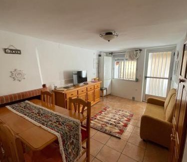Sarratella House | Casa de Pueblo