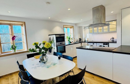 Varbjerg House | Casa de Rainer Tommerup - Modern rooms close to Odense (pet friendly)